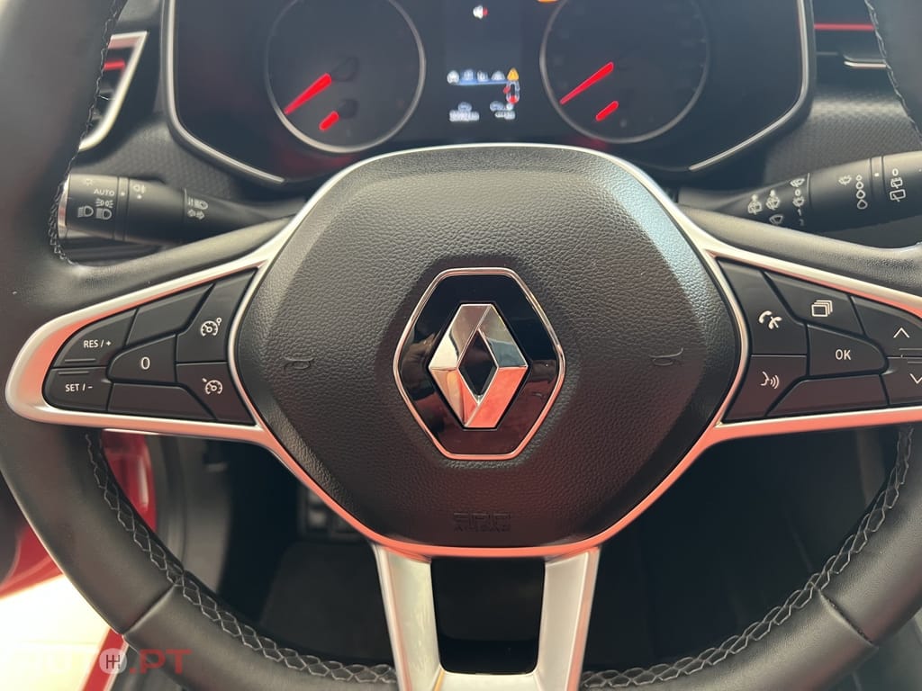 Renault Clio 1.0 TCe Intens CVT