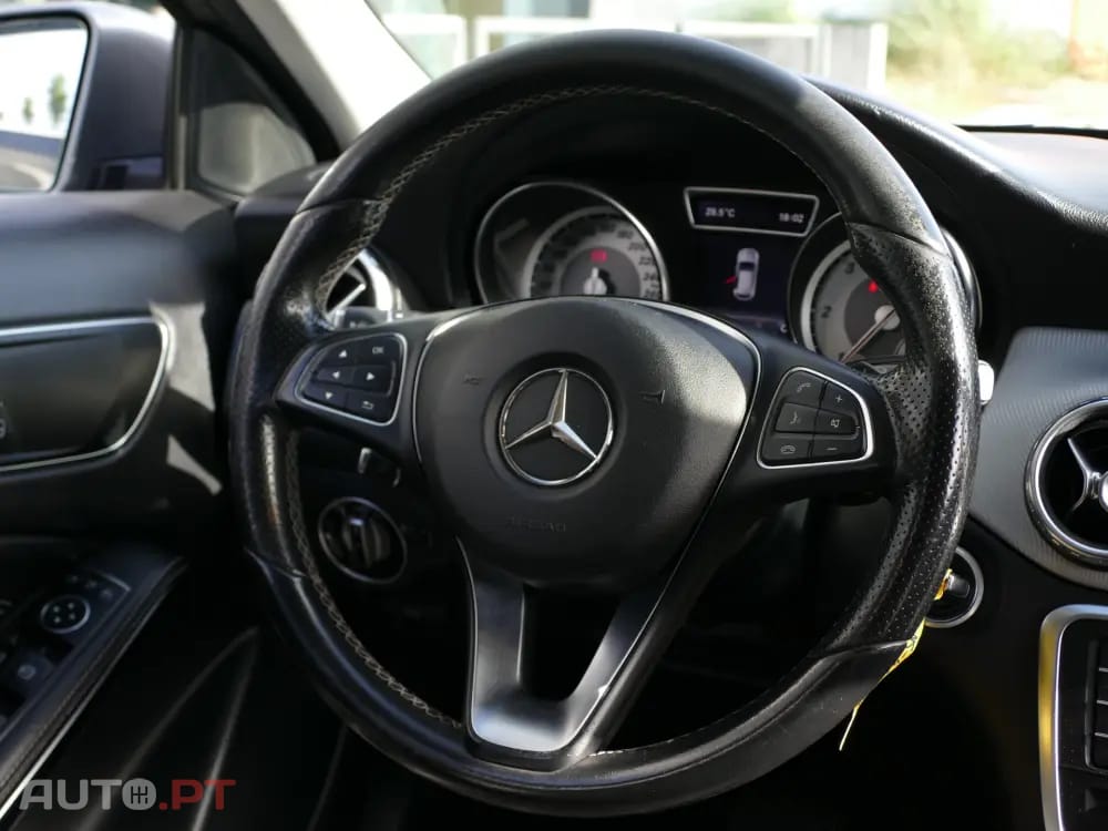 Mercedes-Benz GLA 180 d Urban Aut.