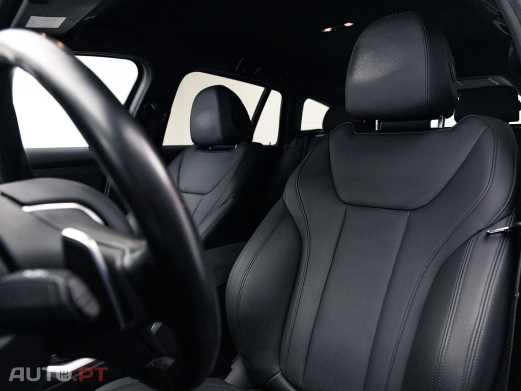 BMW 330 e Touring Line Sport Auto