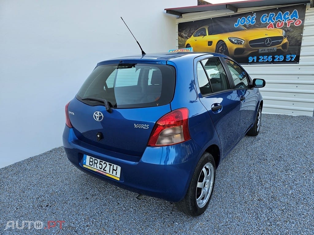 Toyota Yaris 1.0 VVT-i AC
