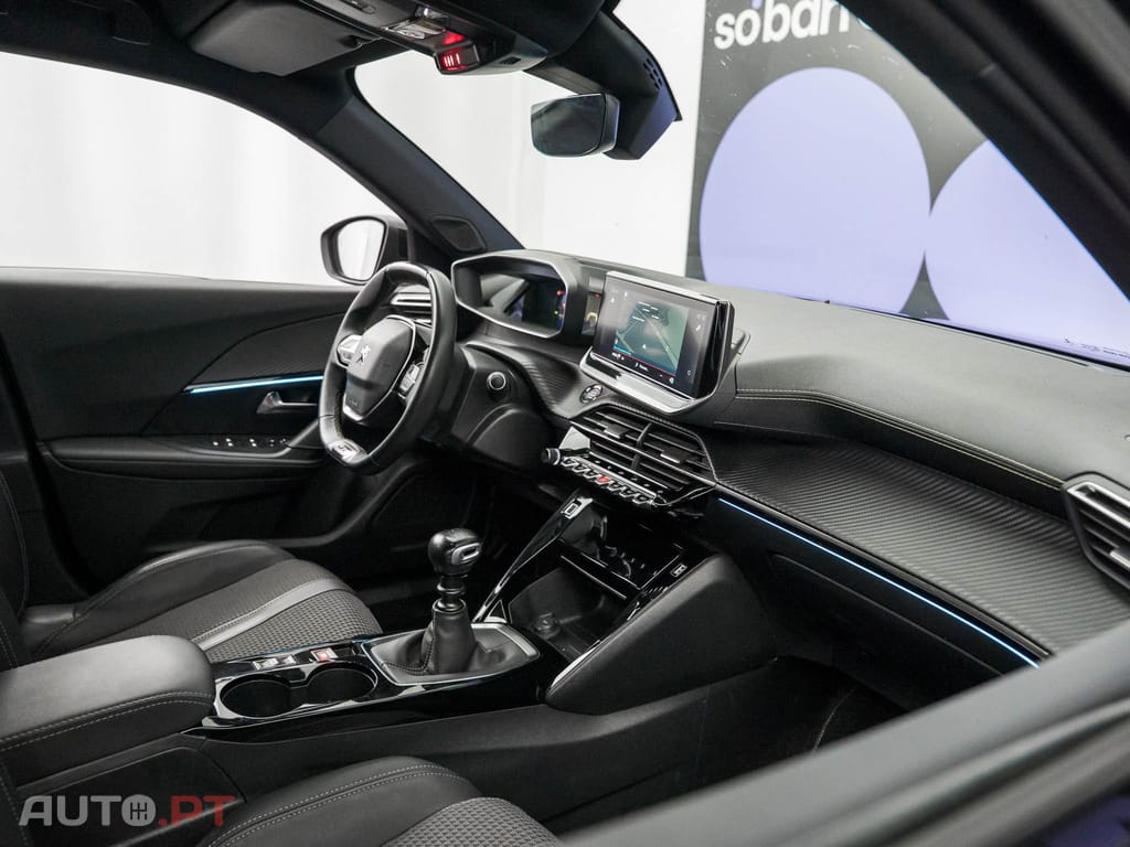 Peugeot 2008 1.2 PureTech GT