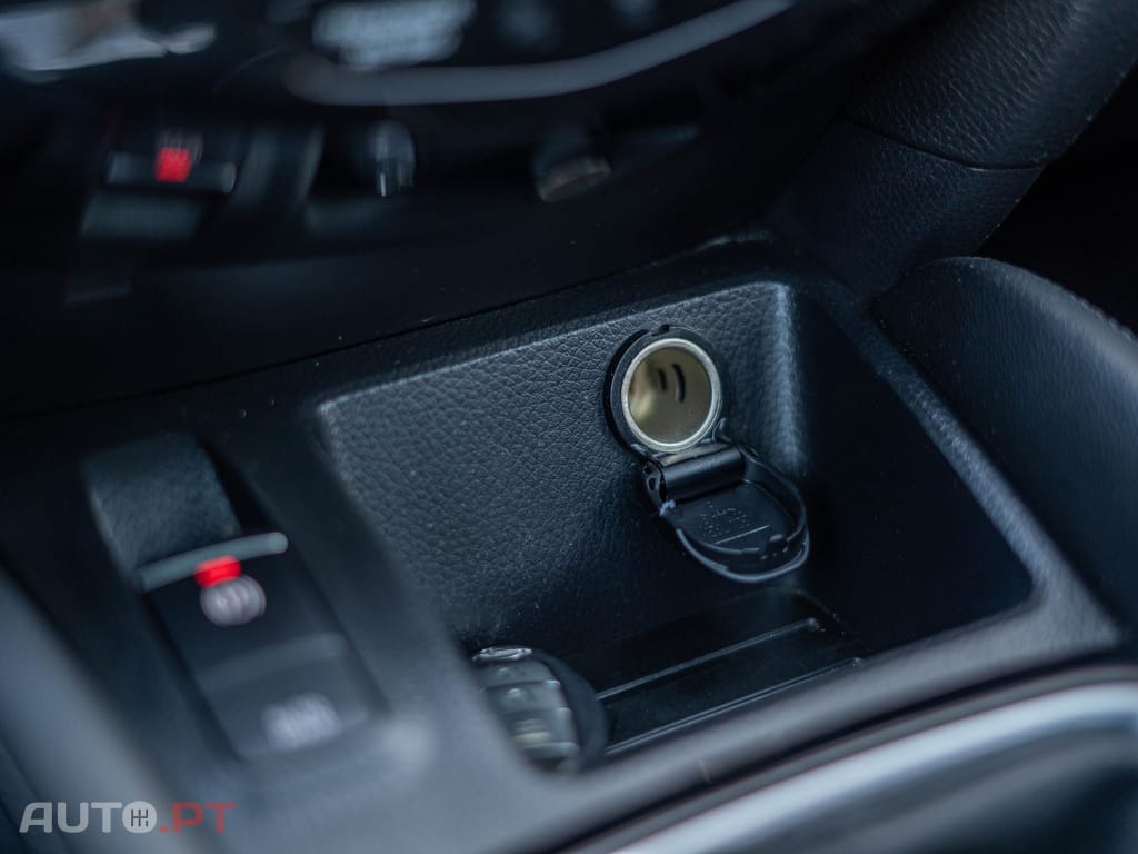 Nissan Qashqai 1.2 DIG-T N-Connecta 18