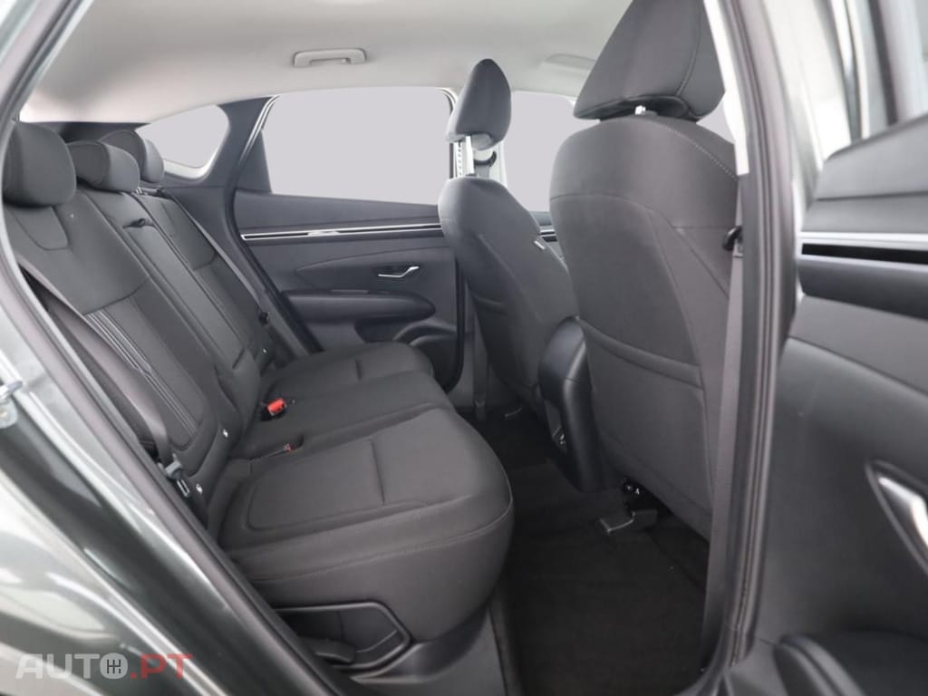 Hyundai Tucson I.V.A DEDUTÍVEL  1.6 T-GDI Basis PHEV 4WD