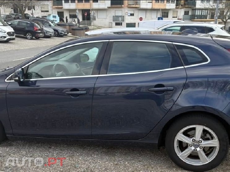 Volvo V40 D2 Momentum