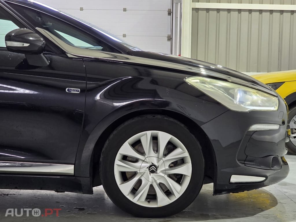 Citroen DS5 2.0 HDi Hybrid4 Sport Chic CMP6