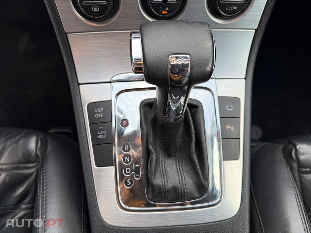Volkswagen Passat Variant 2.0 TDi Confortline DSG