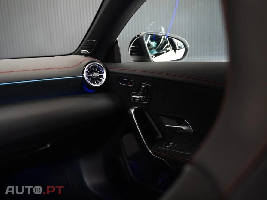 Mercedes-Benz CLA 250 e Shooting Brake AMG Line