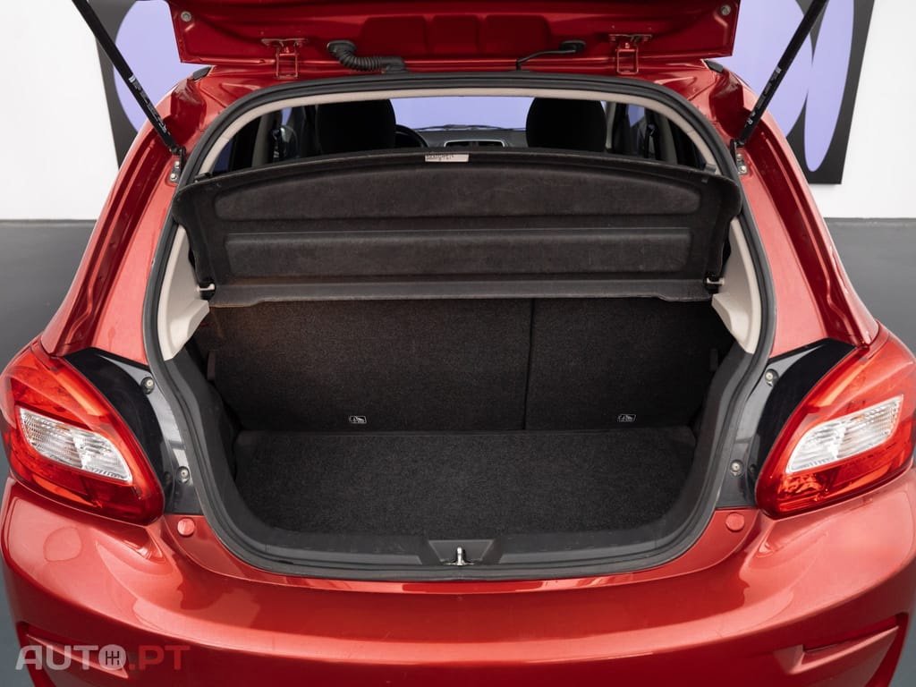 Mitsubishi Space Star 1.2 Intense