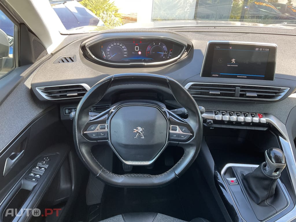 Peugeot 3008 1.5 BlueHDi Allure