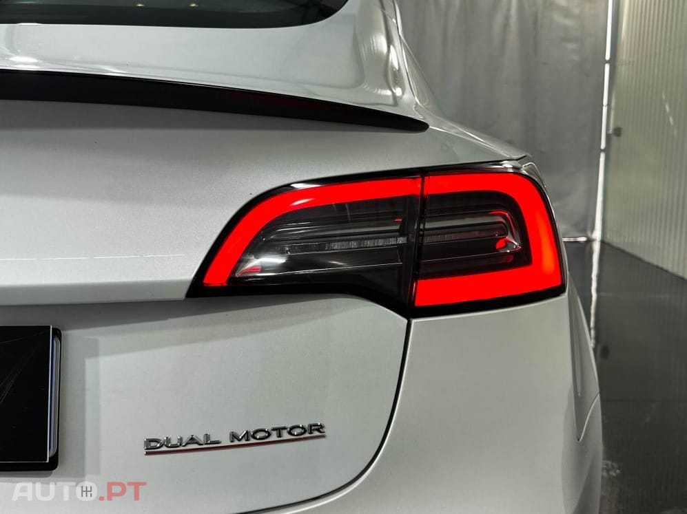 Tesla Model 3 Performance Dual Motor AWD
