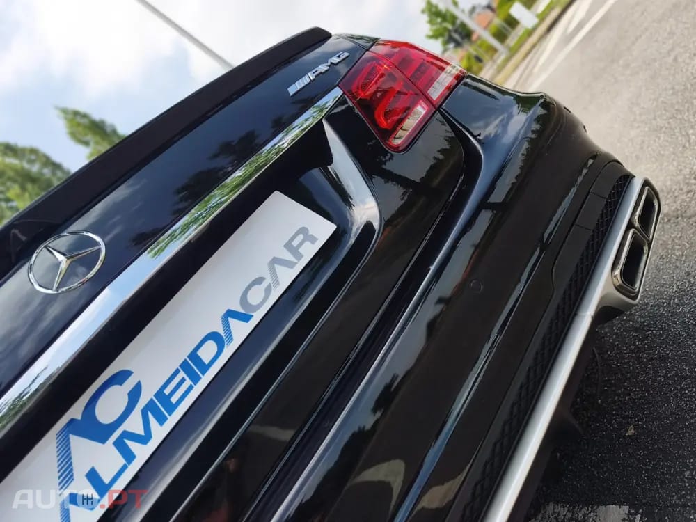 Mercedes-Benz E 220 CDI DPF BlueEFFICIENCY 7G-TRONIC Avantgarde