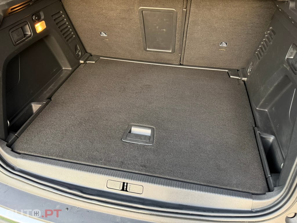 Peugeot 3008 1.5 BlueHDi Active