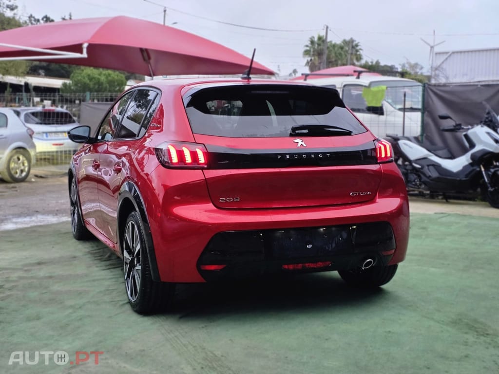 Peugeot 208 1.2 PureTech GT Line