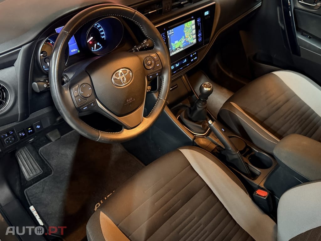 Toyota Auris 1.2T Comfort+Navi
