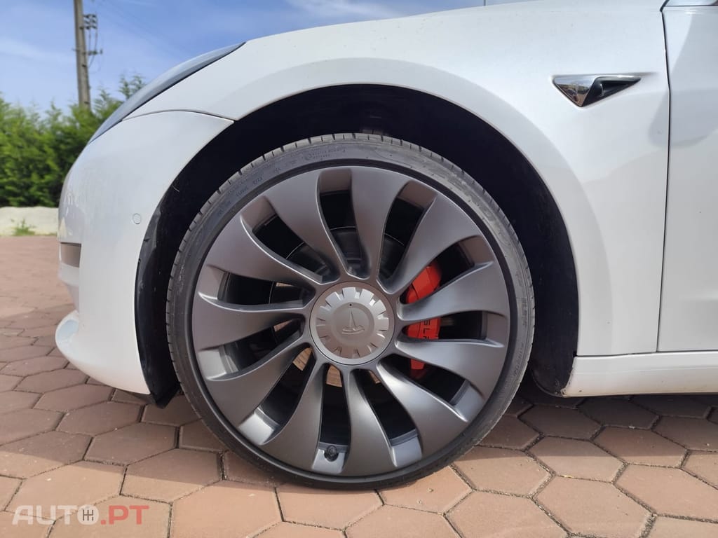 Tesla Model 3 Performance Dual Motor AWD