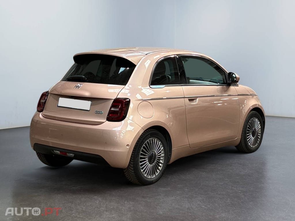 Fiat 500e 42 kWh