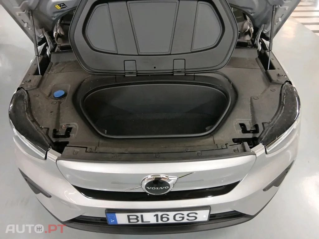 Volvo XC40 Recharge Core