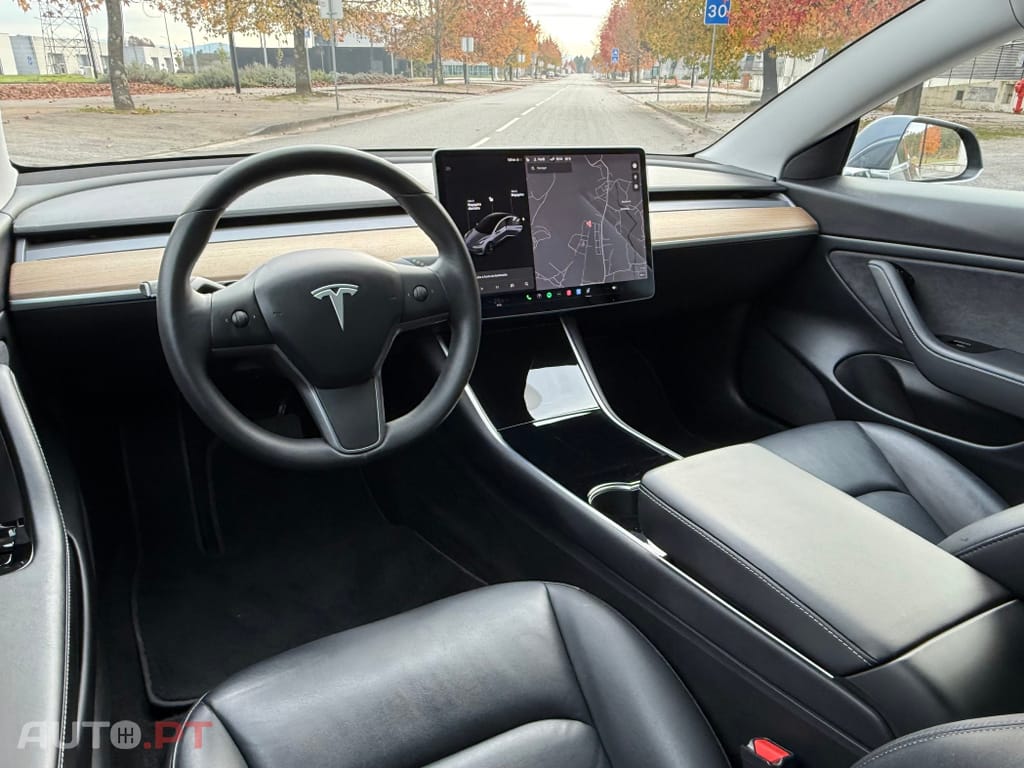 Tesla Model 3 Long-Range Dual Motor AWD