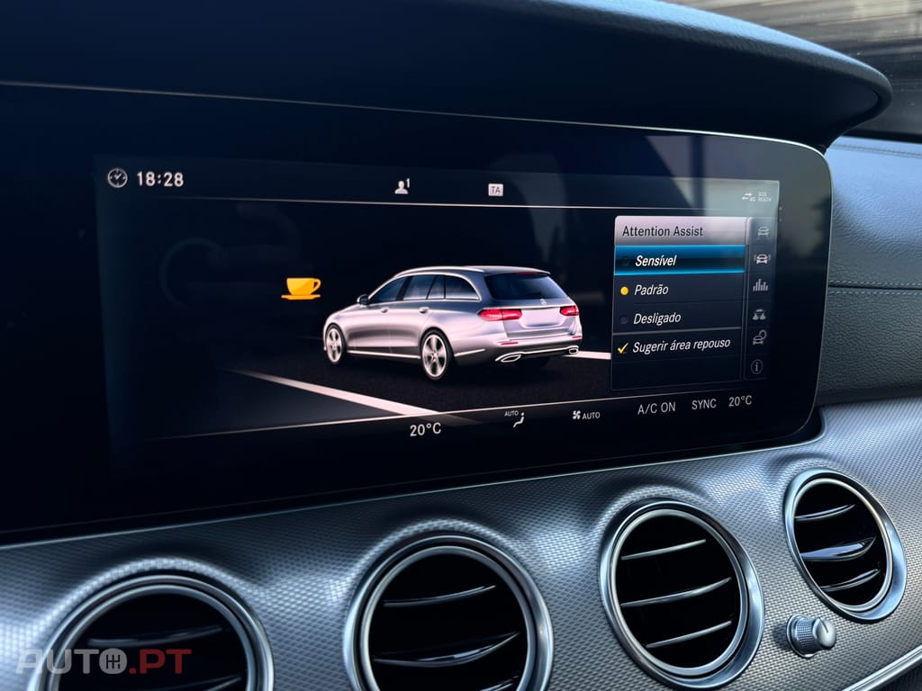 Mercedes-Benz E 220 d AMG Line