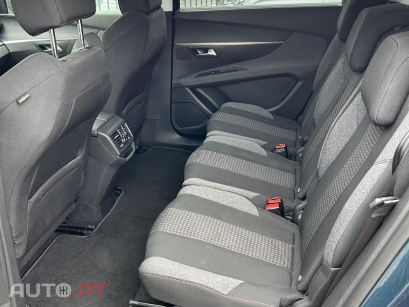 Peugeot 5008 1.5 BlueHDi Allure EAT8