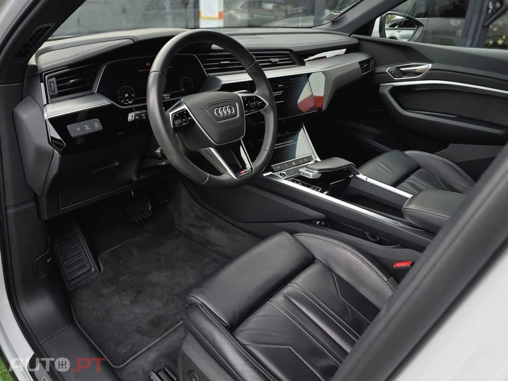 Audi E-Tron 55 quattro S line