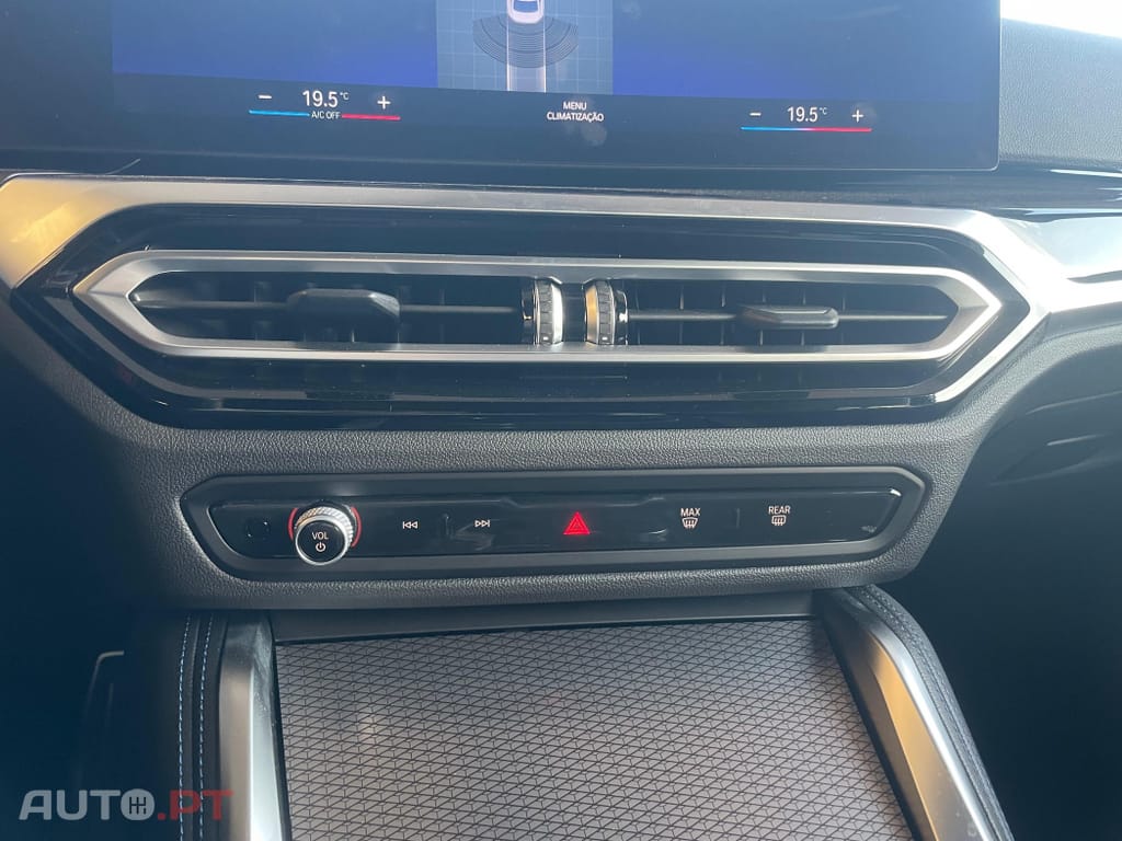 BMW 218 i Pack Desportivo M Auto