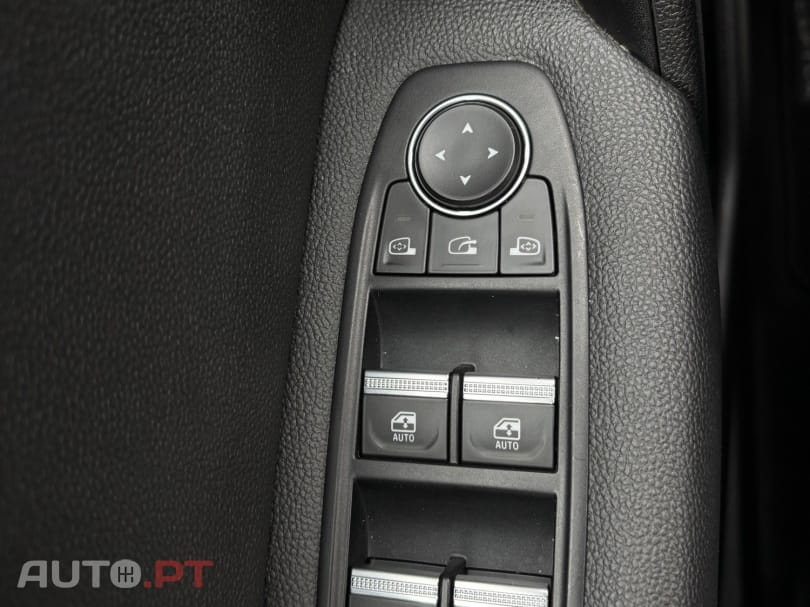 Renault Captur 1.6 E-Tech Plug-In Intens