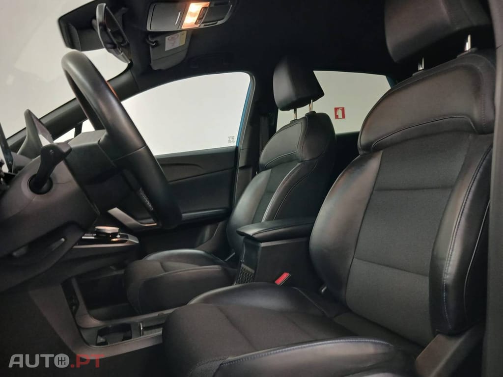 MG MG4 64 kWh Luxury