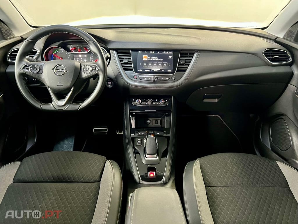 Opel Grandland (X) 1.6 Turbo PHEV 225cv S/S EAT8 FWD