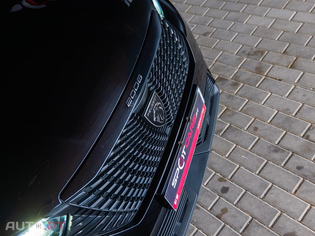 Peugeot 2008 1.2 PureTech Active Pack