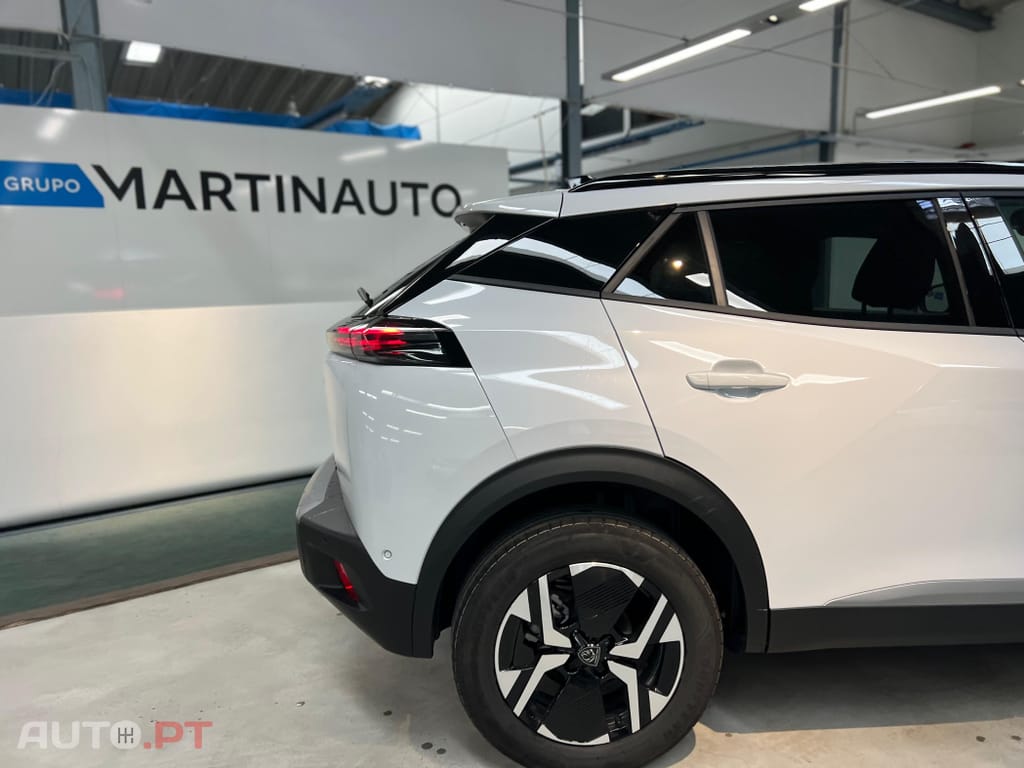 Peugeot 2008 1.2 Hybrid Allure e-DCS6