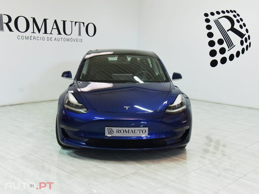 Tesla Model 3 Long-Range Dual Motor AWD
