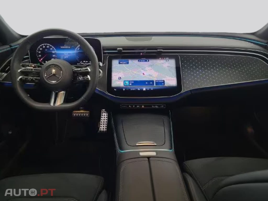 Mercedes-Benz E 300 I.V.A DEDUTIVEL de T AMG 