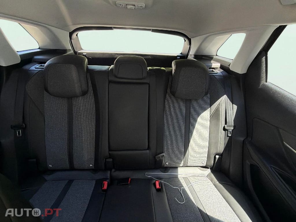 Peugeot 3008 1.5 BlueHDi Allure