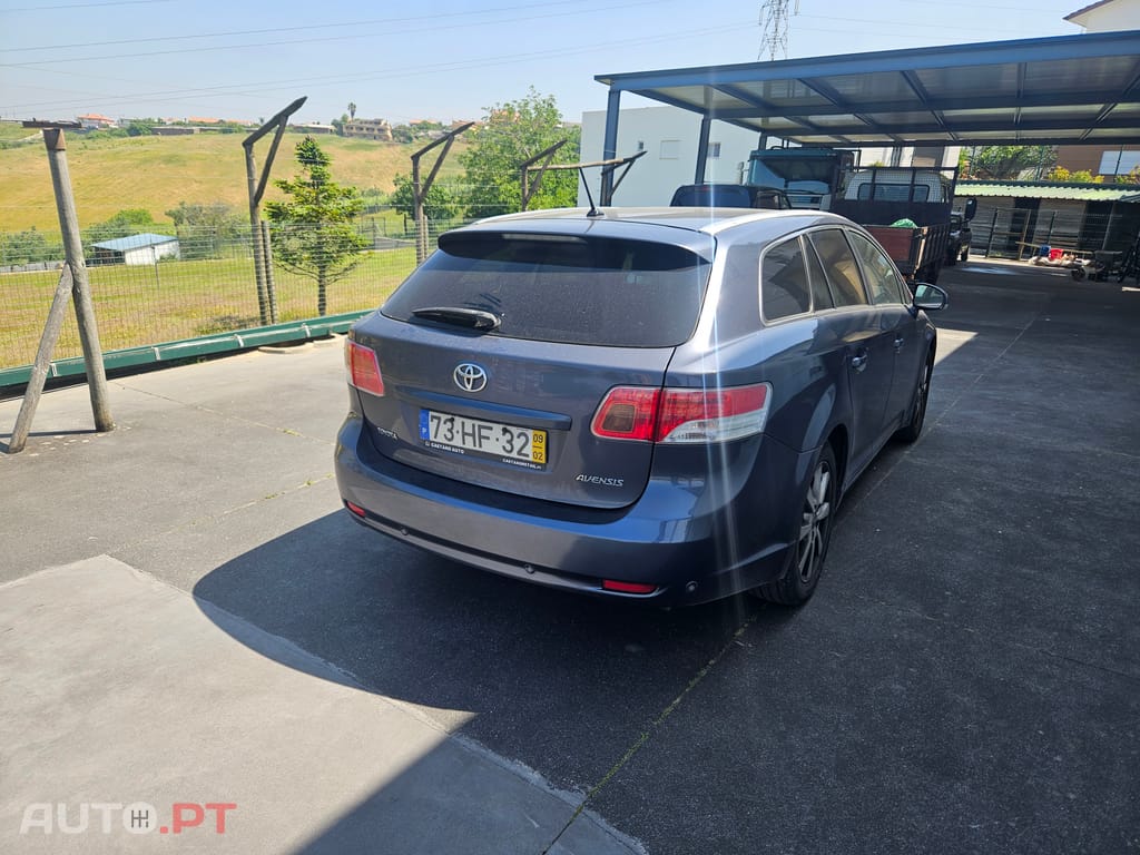 Toyota Avensis T27