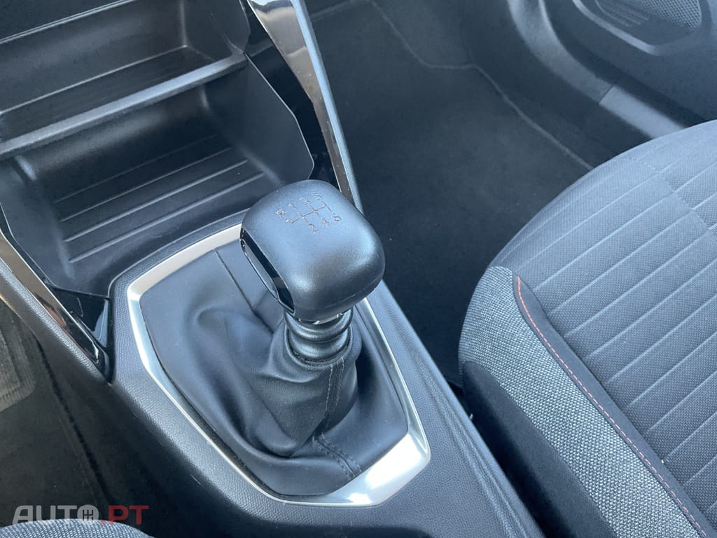 Peugeot 2008 1.5 BlueHDi Active