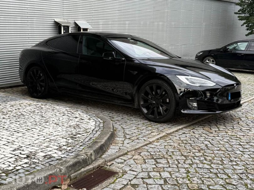 Tesla Model S 100D