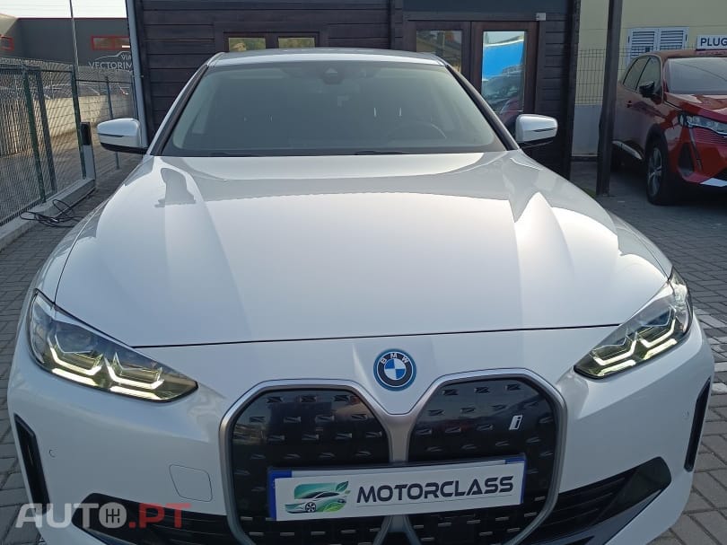 BMW i4 eDrive35