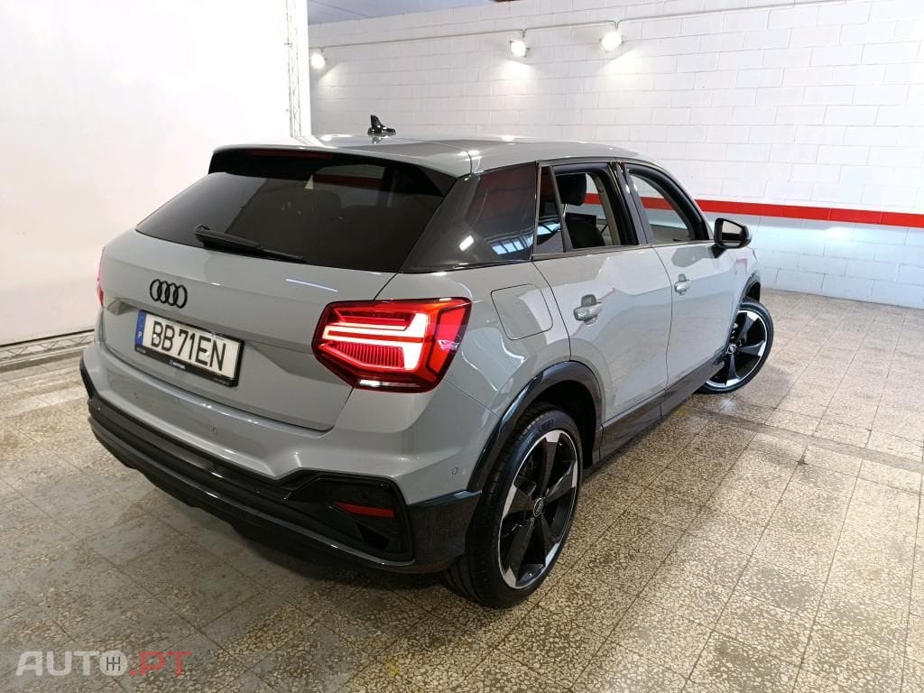 Audi Q2 30 TDI S line S tronic
