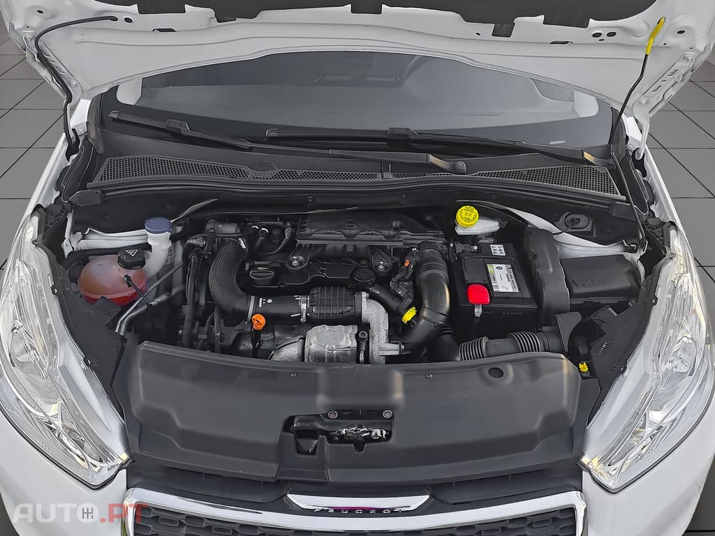 Peugeot 208 1.4 HDi