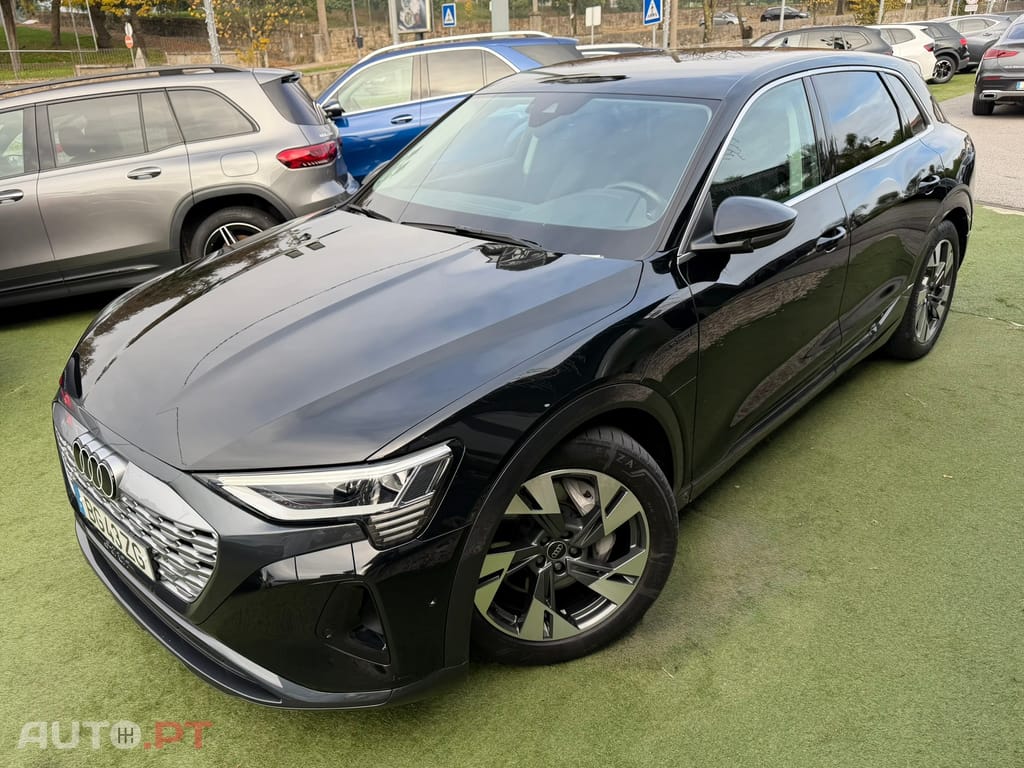 Audi Q8 E-Tron 55 quattro Advanced