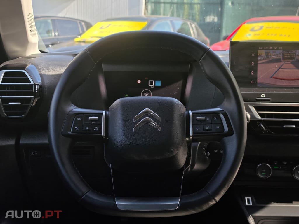 Citroen C4 1.2 PureTech Max EAT8