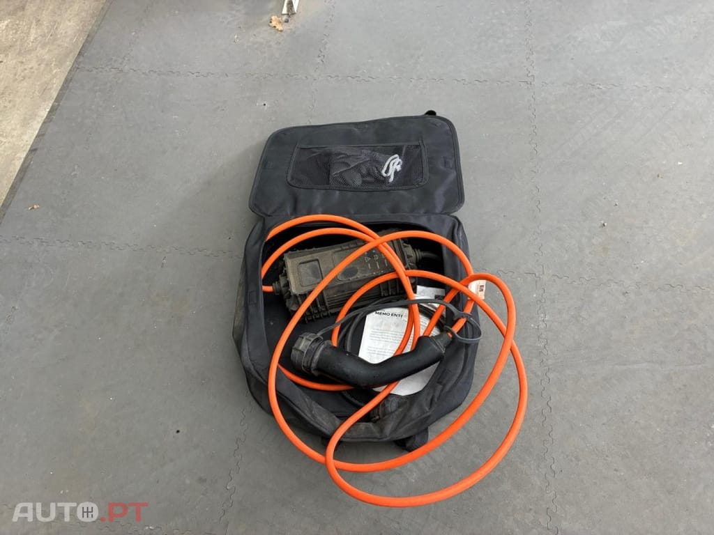 Peugeot E-208 50 kWh Style