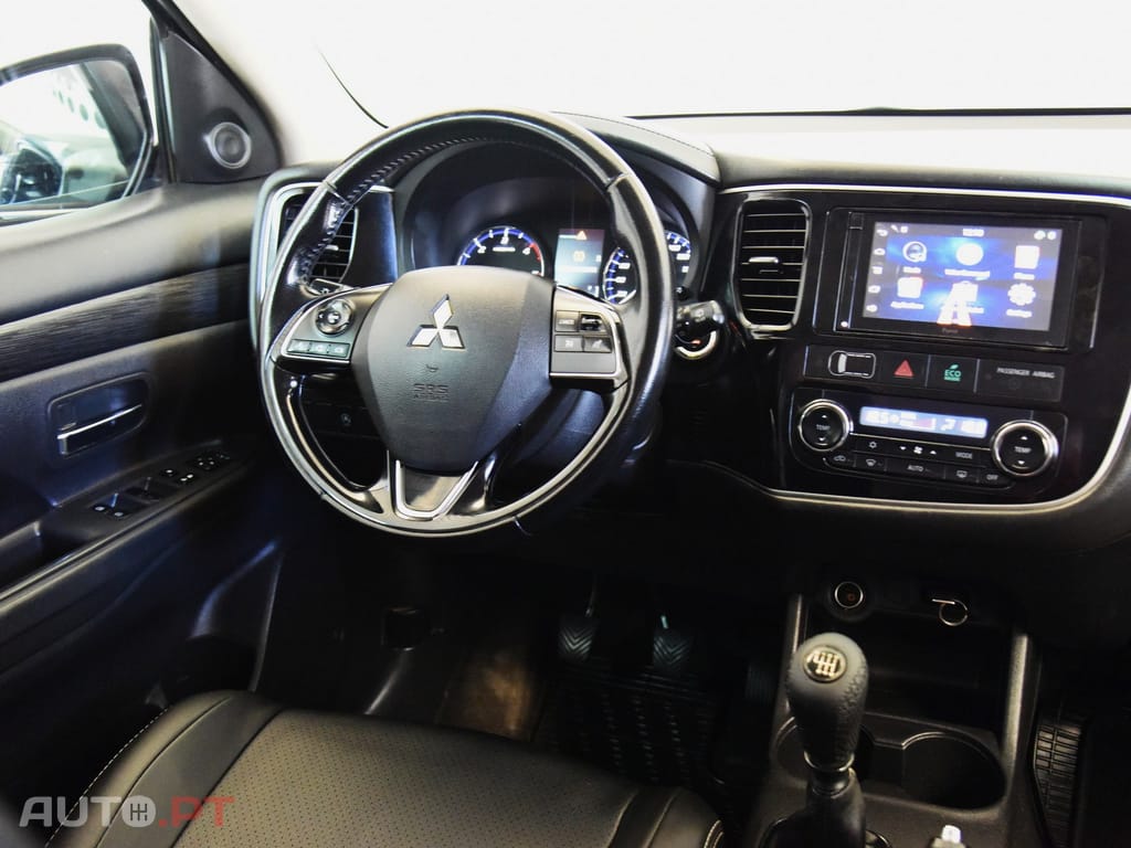 Mitsubishi Outlander 2.2 DI-D Intense