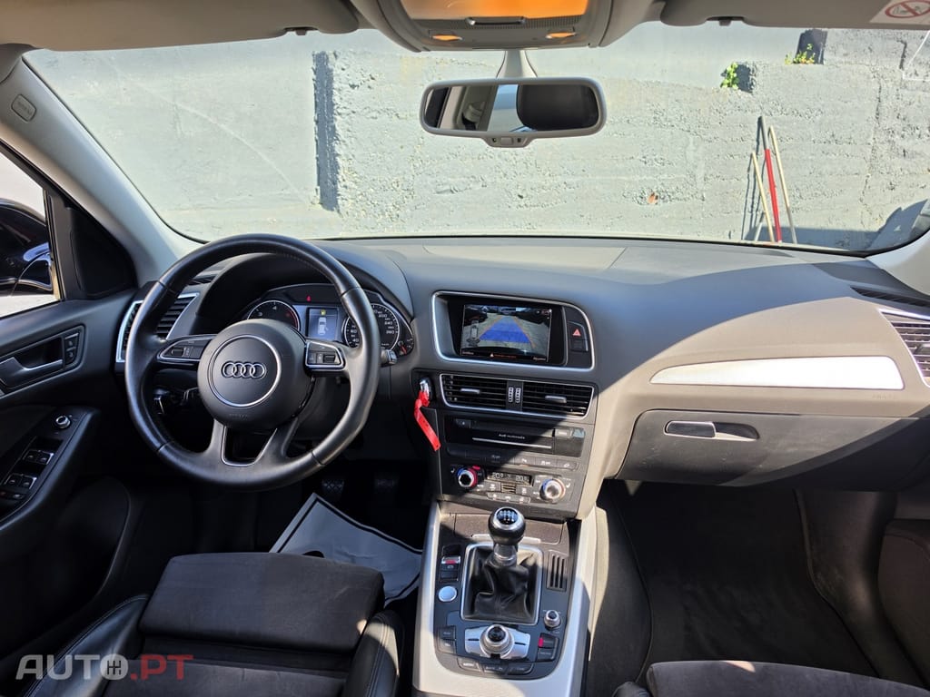 Audi Q5 2.0 TDI S-line