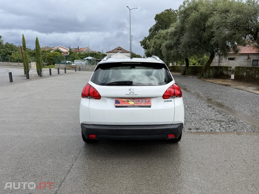 Peugeot 2008 PureTech 100 Active