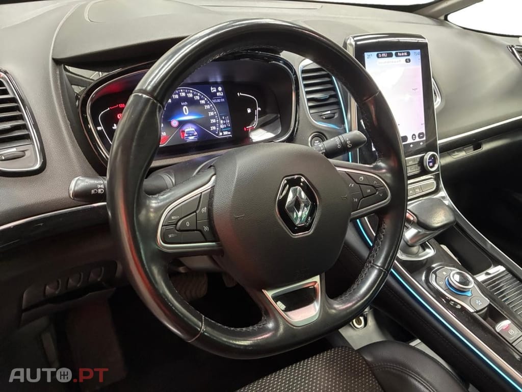 Renault Espace 2.0 dCi Evolution EDC