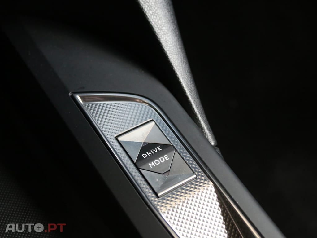 DS DS3 Crossback 1.2 PureTech Grand Chic EAT8
