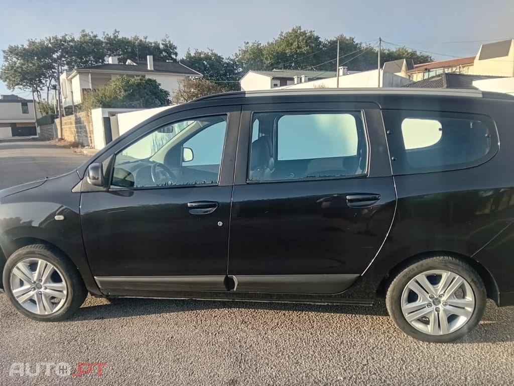 Dacia Lodgy 1.5 Blue dCi SL Go 7L
