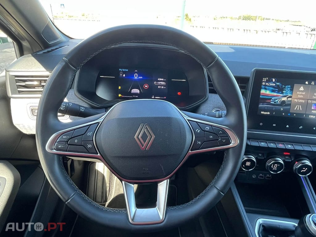 Renault Clio 1.0 TCe Techno Bi-Fuel